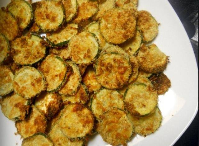 Baked cucumber chips - Lean Bodies Consulting